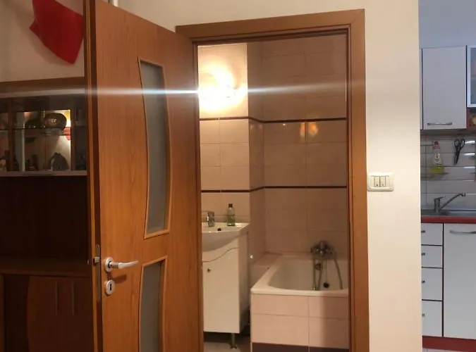 Apartamento Charming Quiet Coltea Old Town In The Centre Of *