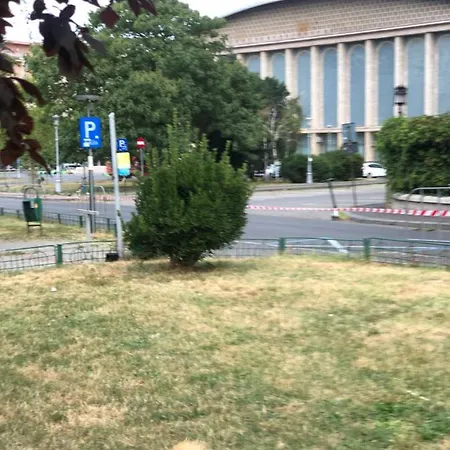 Apartamento Charming Quiet Coltea Old Town In The Centre Of