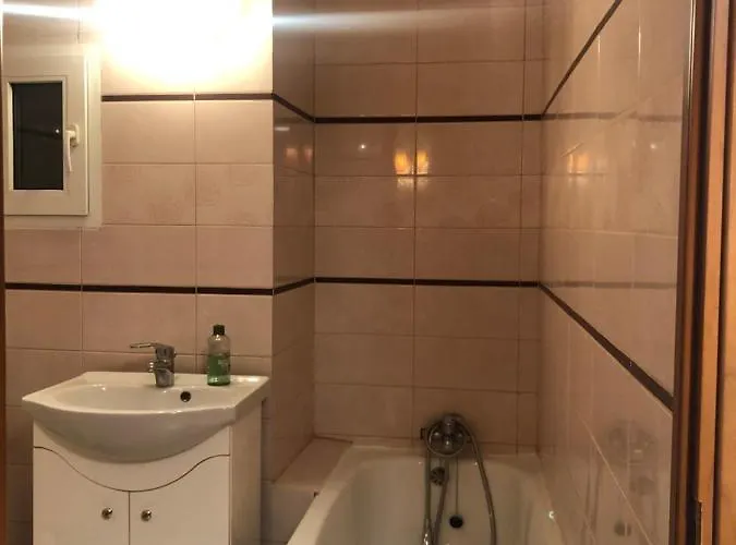 Apartamento Charming Quiet Coltea Old Town In The Centre Of